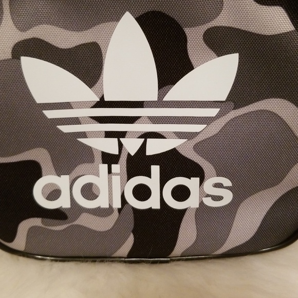 Brand New Adidas Lunch Bag - Picture 7 of 7